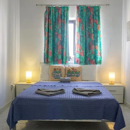 First Floor Corner Close To The Promenade Tban1-1 Apartament