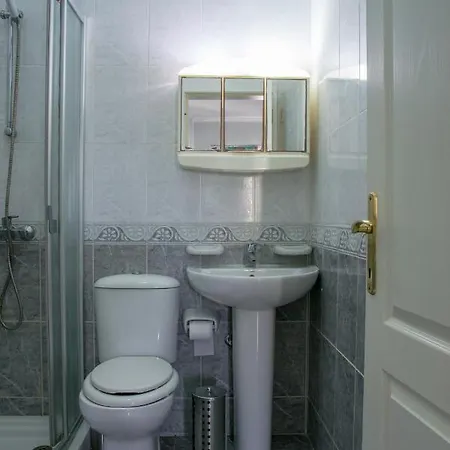 Lejlighed First Floor Corner Close To The Promenade Tban1-1 *