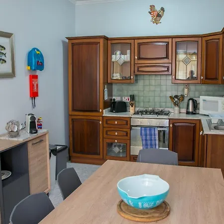 First Floor Corner Close To The Promenade Tban1-1 *